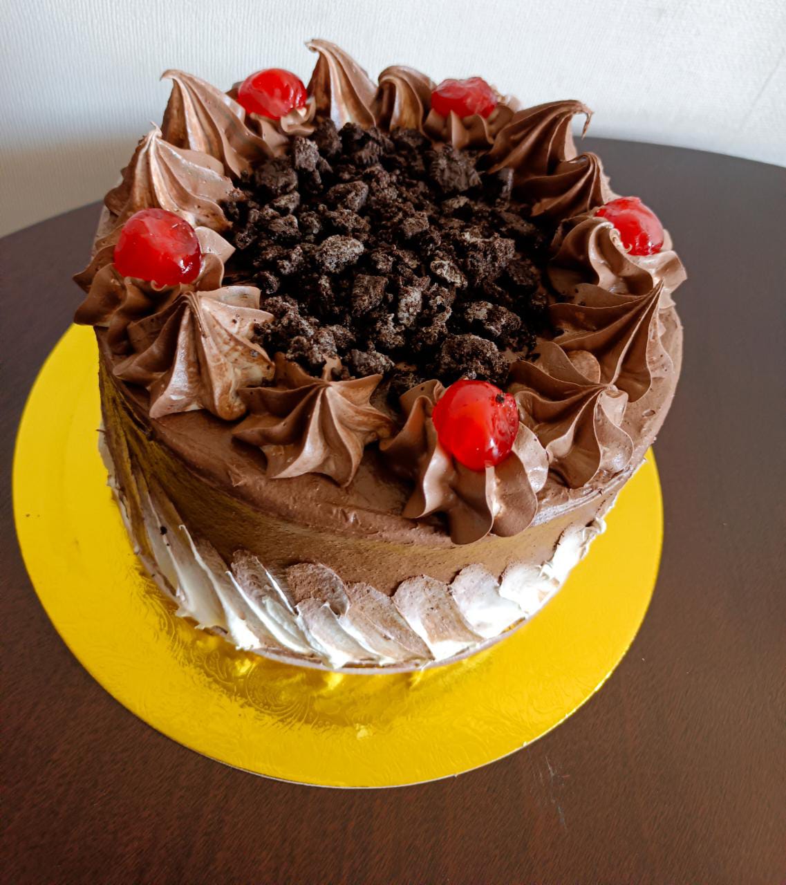 Torta de Chocolate con Cerezas
